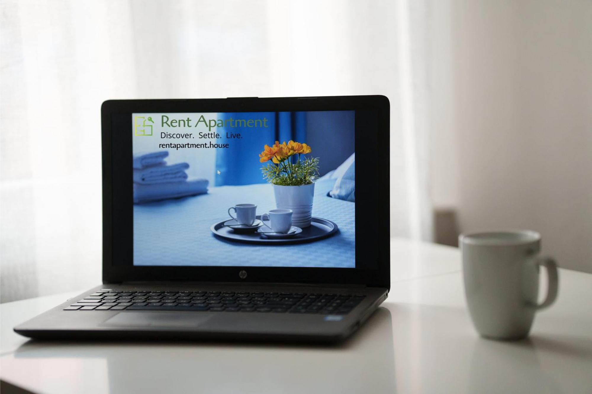 Rent Apartment - Parking And Comfort - Spacious Apt Up To 8 Pax - Milan, Milan
